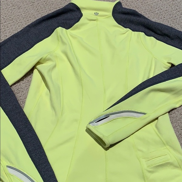 Vintage Lululemon reversible Run U turn half zip - Picture 6 of 11